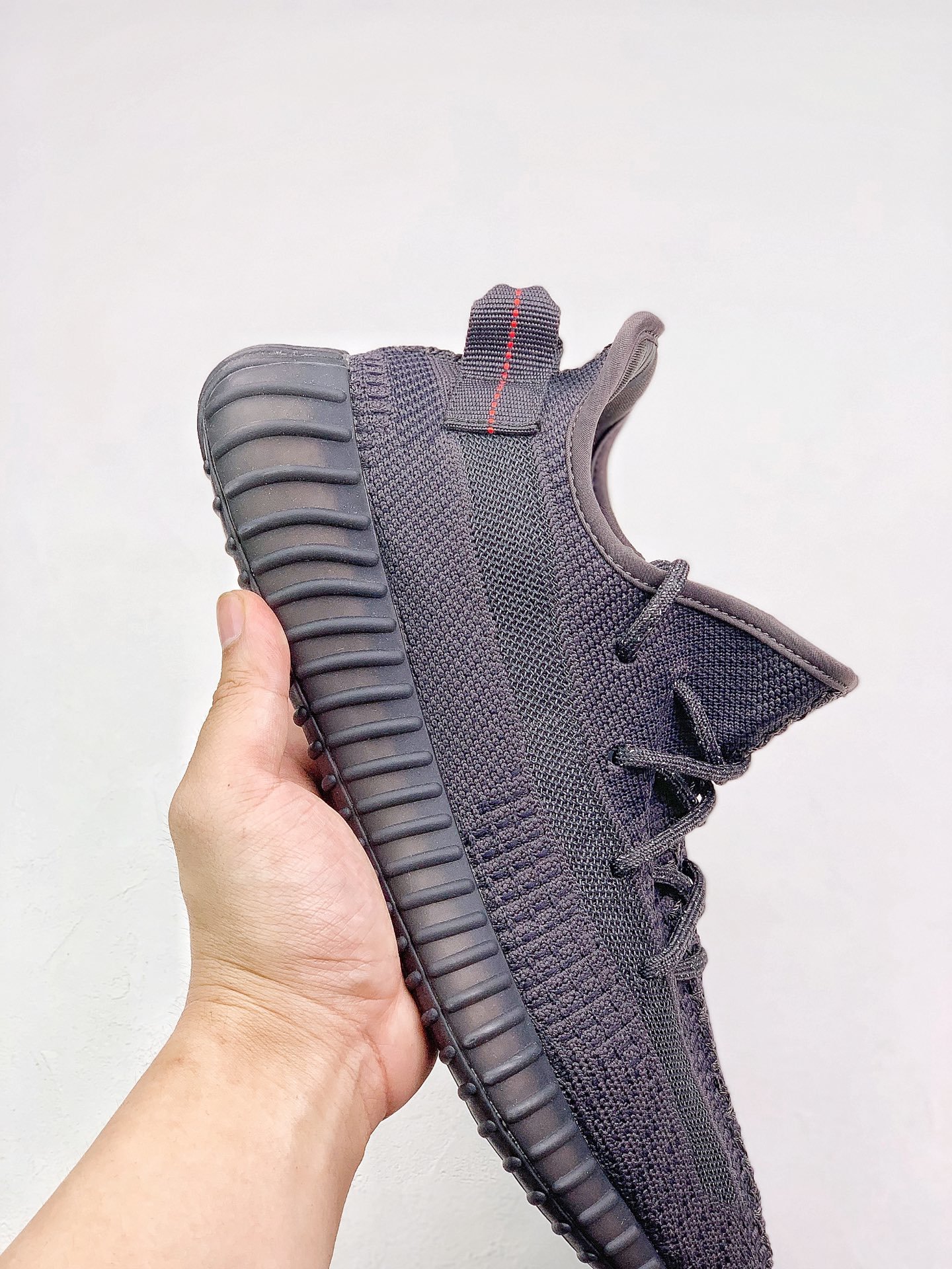 阿迪達斯椰子最新款——科技前沿與時尚生活的完美融合之作