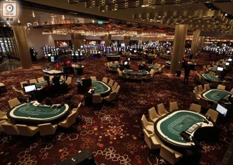 2024新奧門免費資料澳門錢莊,實地應用實踐解讀_TBG49.119家庭影院版