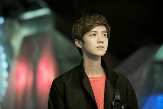 鹿晗最新專輯照片,音樂與視覺的完美結合