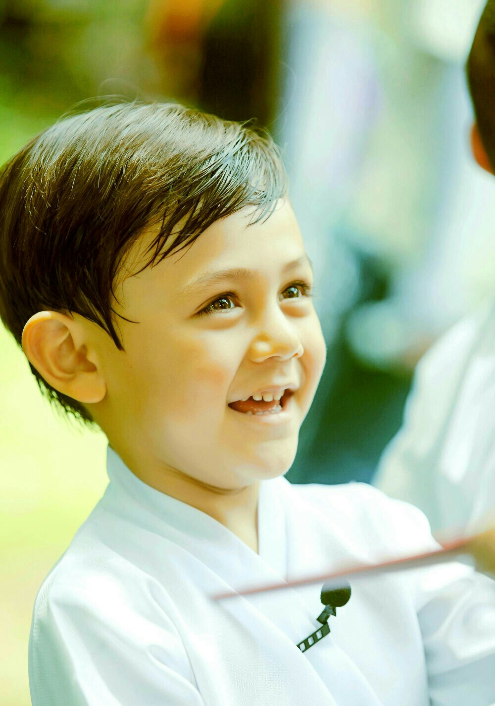 劉諾一最新照片揭示科技新星,未來生活的無限可能體驗