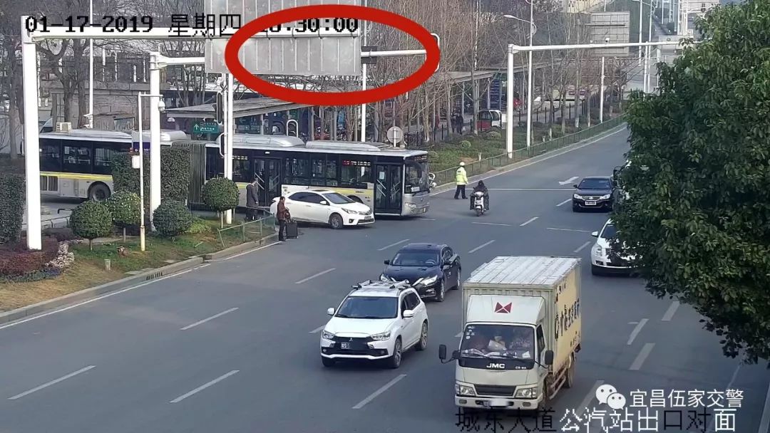 宜昌東站停車費(fèi)最新調(diào)整,細(xì)節(jié)展現(xiàn)溫情關(guān)懷