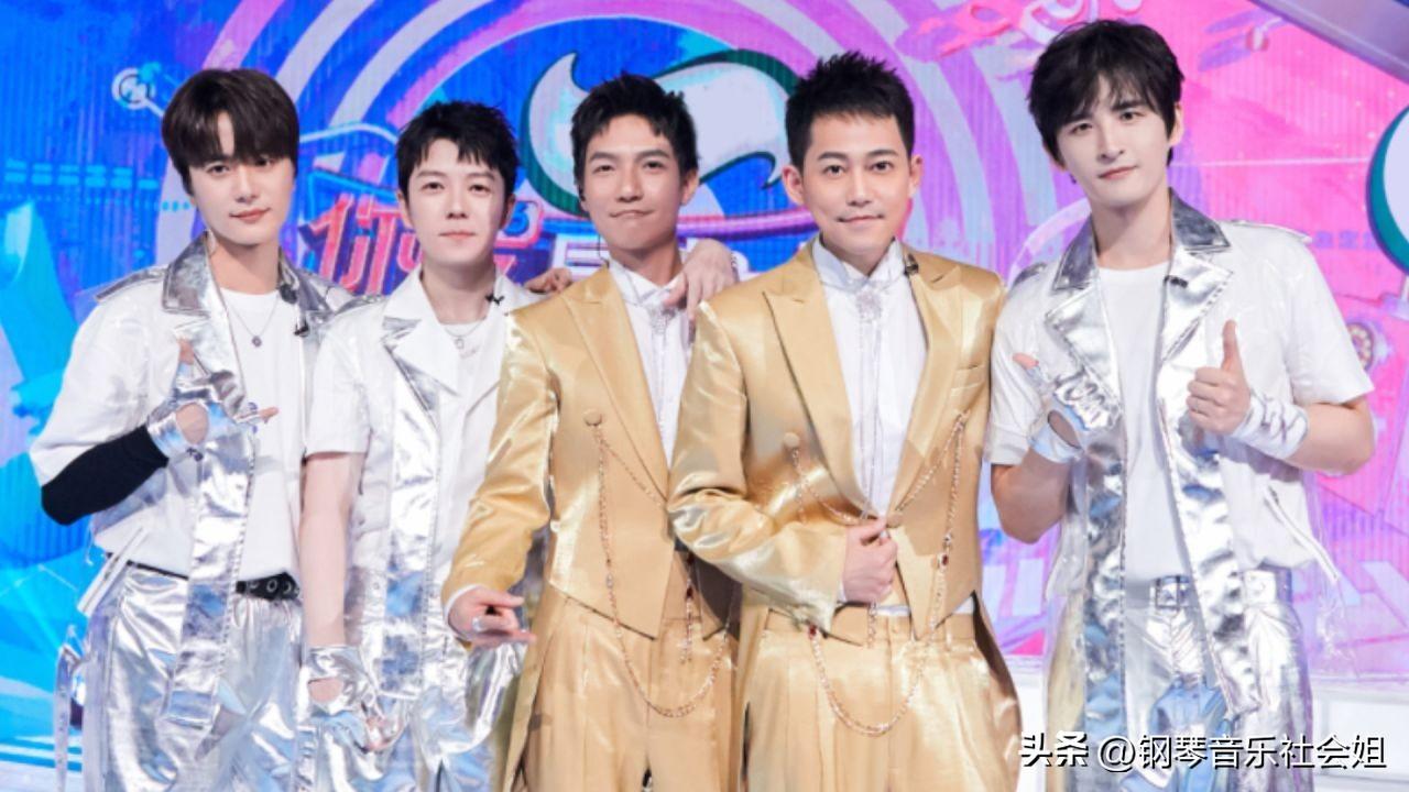 2024年最新QQ情侶圖像，記錄愛的日常小事