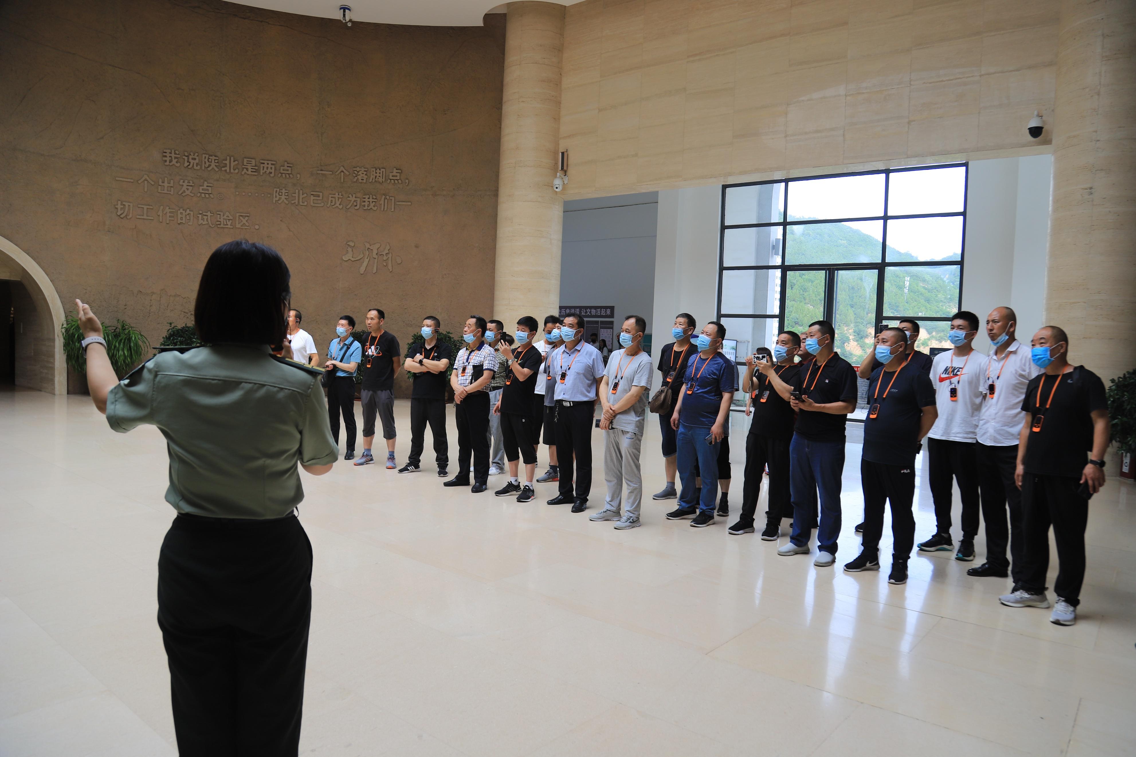 最新高級士官自主擇業，選擇、轉變與未來展望