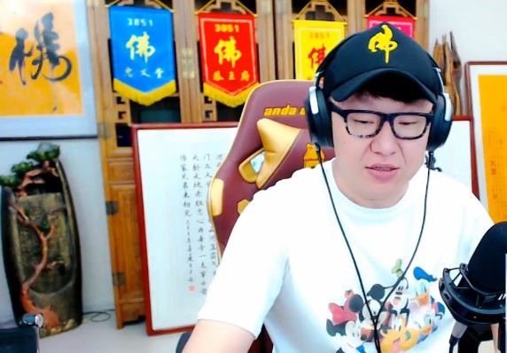 主播大佛最新視頻,日常溫馨趣事與友情的交織時刻