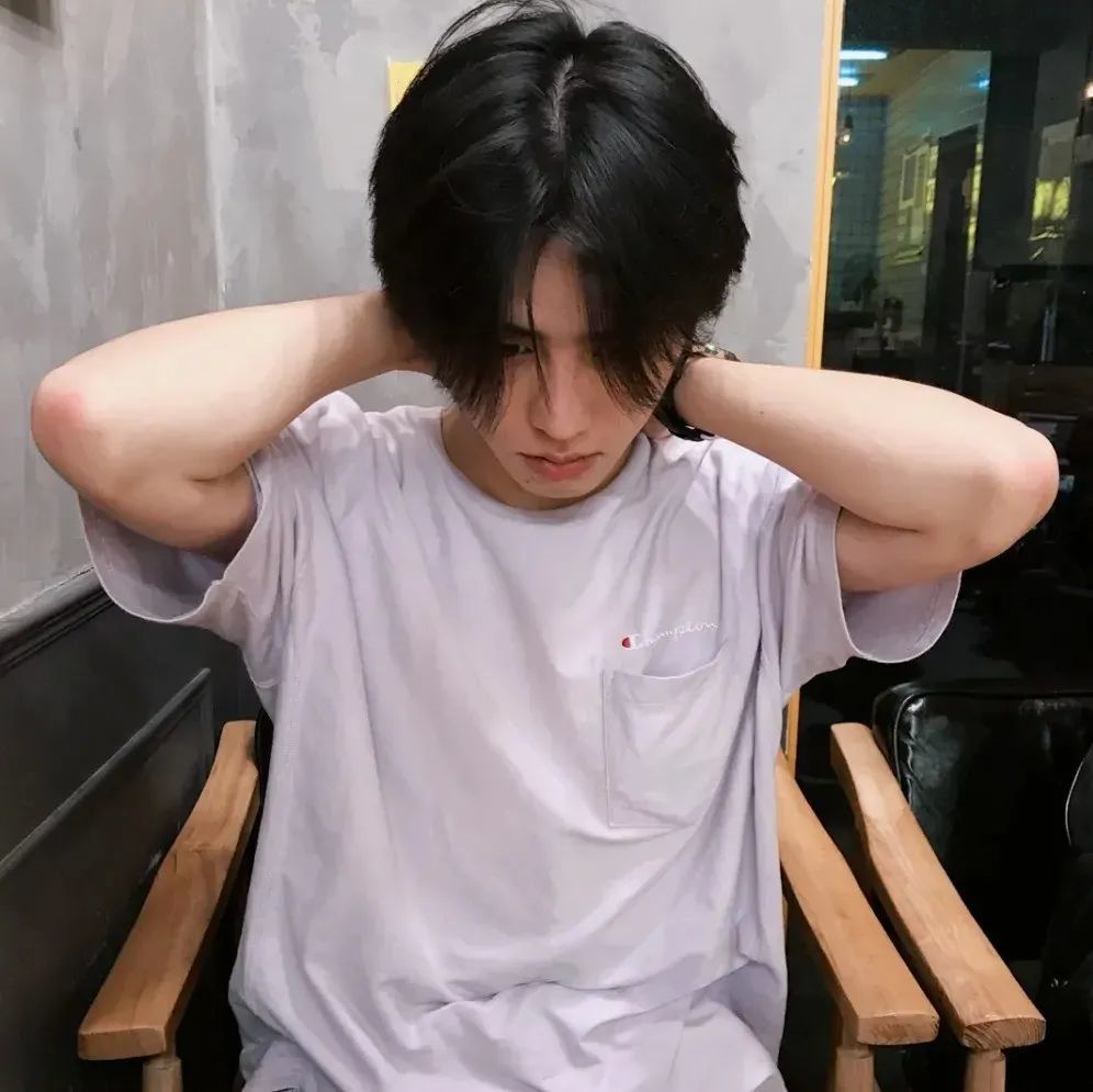 好看男生頭像最新版,友情與溫馨日常的完美融合