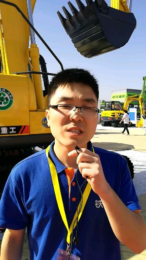 最新挖掘機(jī)司機(jī)求職，求職路上的溫馨故事