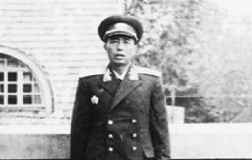 張望軍最新動態(tài)，城市英雄的日常趣事揭秘