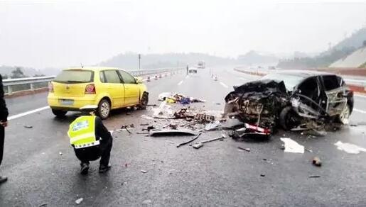 2024汕頭車禍最新新聞解讀指南,獲取途徑與解讀步驟,初學者與進階用戶皆適用