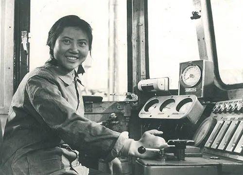 旅順口區最新招聘信息，變化中的學習之旅，自信與成就感的起點