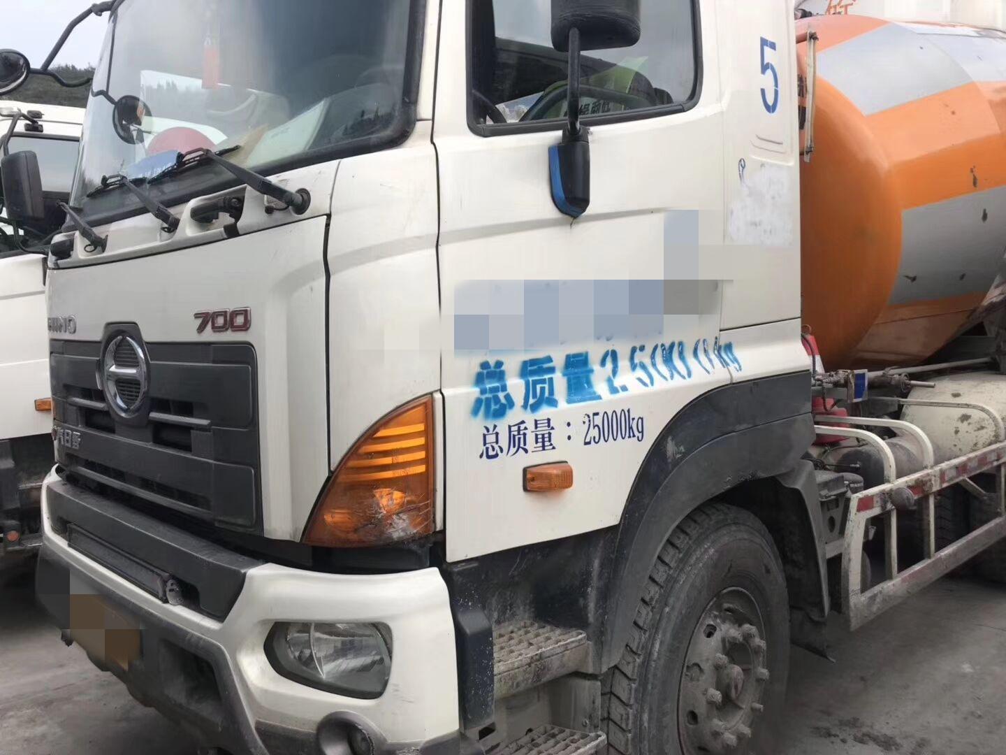 最新款進口日野700內(nèi)飾深度解析與獨家體驗