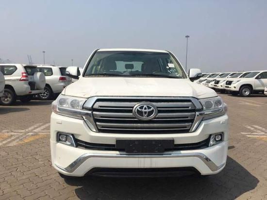 揭秘全新2017款酷路澤，開啟自然探索之旅，追尋內(nèi)心寧?kù)o與平和