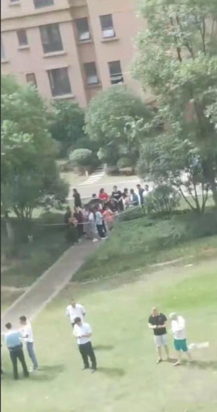 荊州金源世紀(jì)城最新消息,荊州金源世紀(jì)城最新消息，小巷深處的獨特風(fēng)味