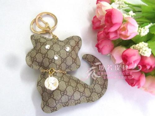 車掛件最新款珠繡圖片，一路溫馨，情誼滿載的時尚裝飾