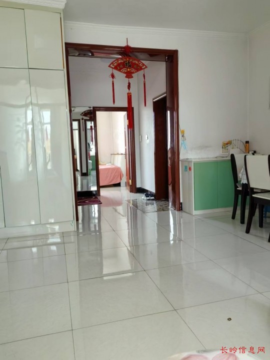 武鄉房屋出租最新動態,小巷深處的特色小店等你來探索!