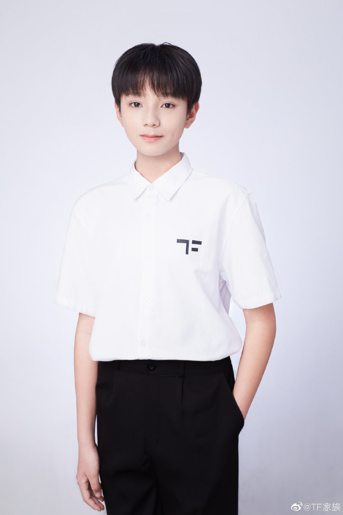 裴格季子銘最新更新,多維度視角下的深度探析