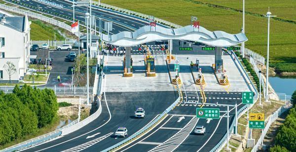 鹽城綜合客運樞紐最新動態與小巷特色小店探索之旅