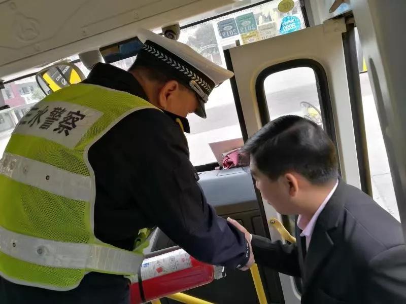 三區最新司機招聘現狀，行業前景與個人選擇