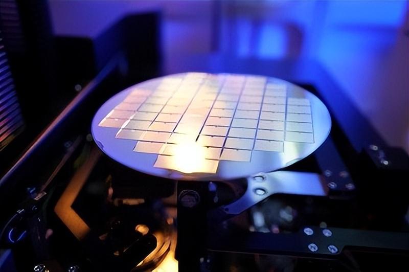 美國債務最新動態(tài)及其全球影響分析觀點一則