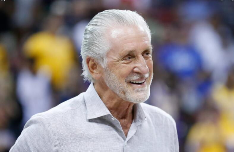 草根最新進展深度解析，觀點闡述與草根動態(tài)更新