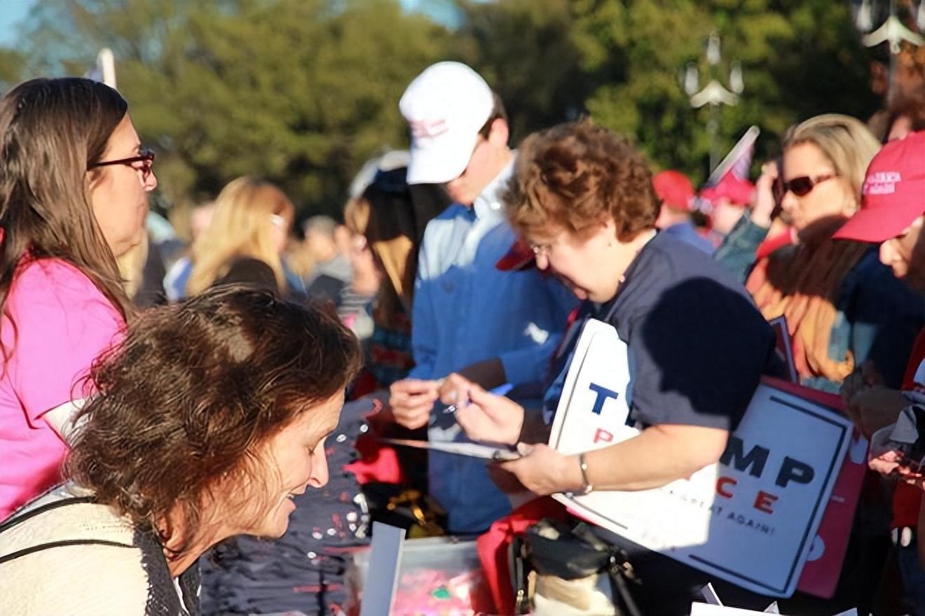 最新美國總統競選動態與探索自然美景之旅的雙重關注
