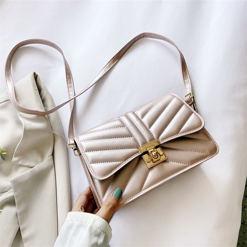 最新款流行包包，追逐時尚風潮的精選之選