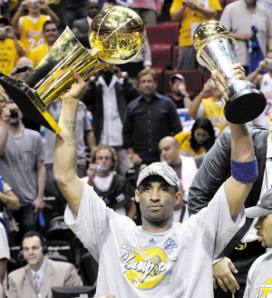 湖人總冠軍最新比賽，賽場風云激蕩，命運博弈正酣！