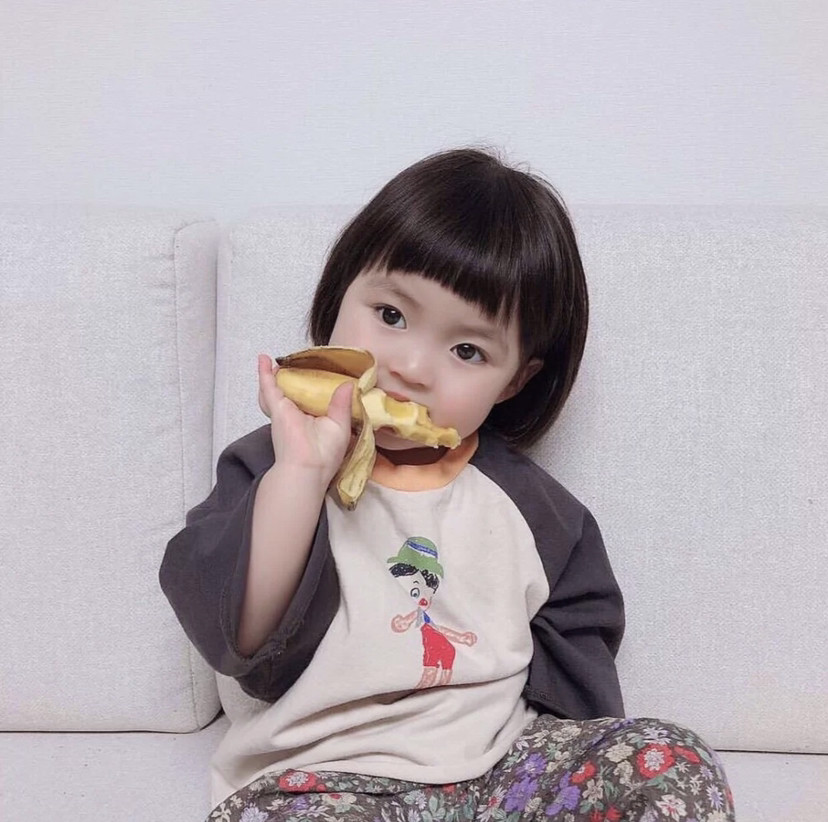 曬娃發圈新風尚，獨特文案打造寶貝焦點瞬間