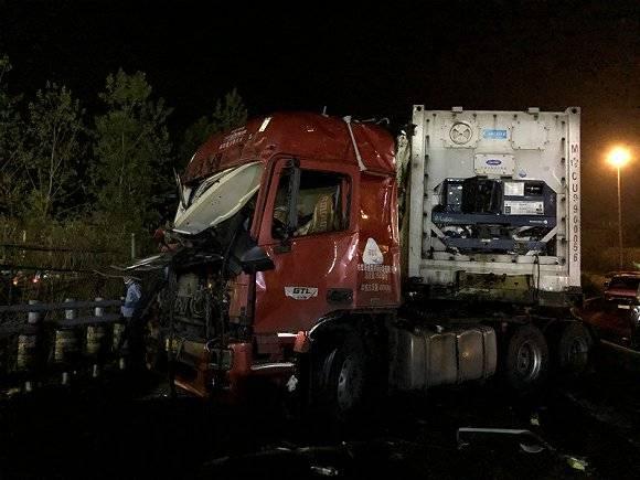 浙江溫嶺爆炸最新情況，科技巨擘與智能新品重塑災難應對與城市安全