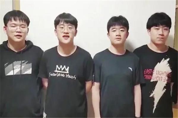 武漢四胞胎萌寶成長足跡最新視頻公開！