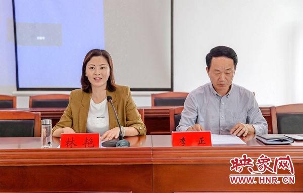 讓黨的最新理論成果,讓黨的最新理論成果指導(dǎo)實踐，學(xué)習(xí)與應(yīng)用黨的最新理論的步驟指南