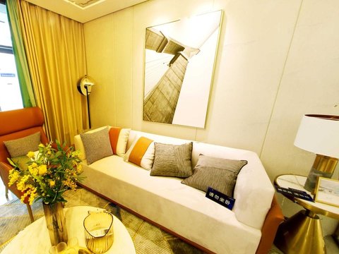 交投滿庭春最新動態更新，春日項目進展速遞