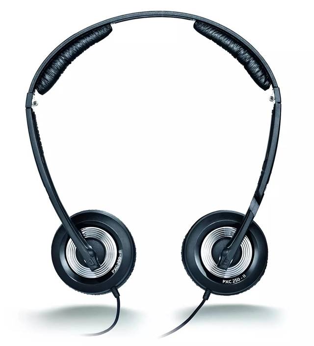 耳機的最新品牌，日常故事中的溫馨伴侶