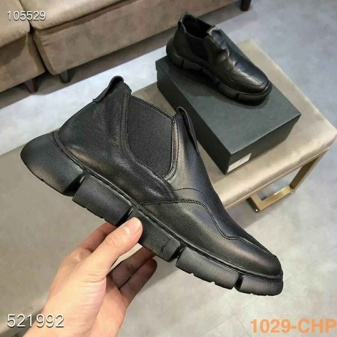 大牌男鞋新款，時(shí)尚品質(zhì)的無縫融合