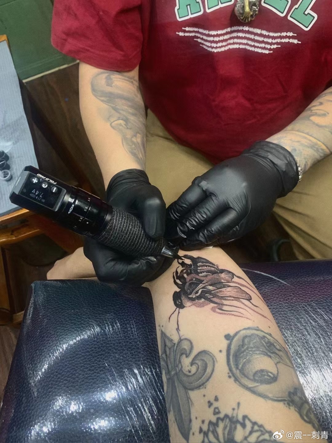 正規紋身店的價格概覽，科技與紋身的融合之美