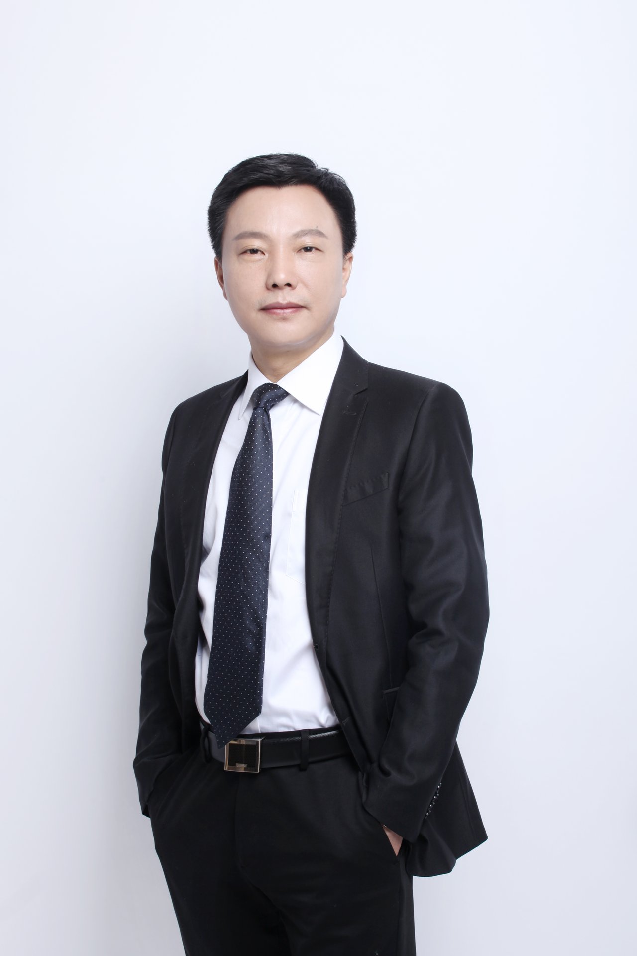 郭曄演員，舞臺內外的真摯情感與小日常