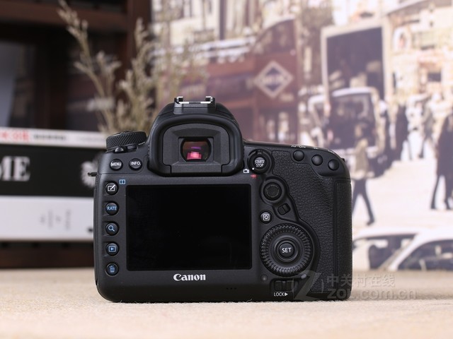 佳能5D4價格深度解析，市場走勢與個人觀點探討