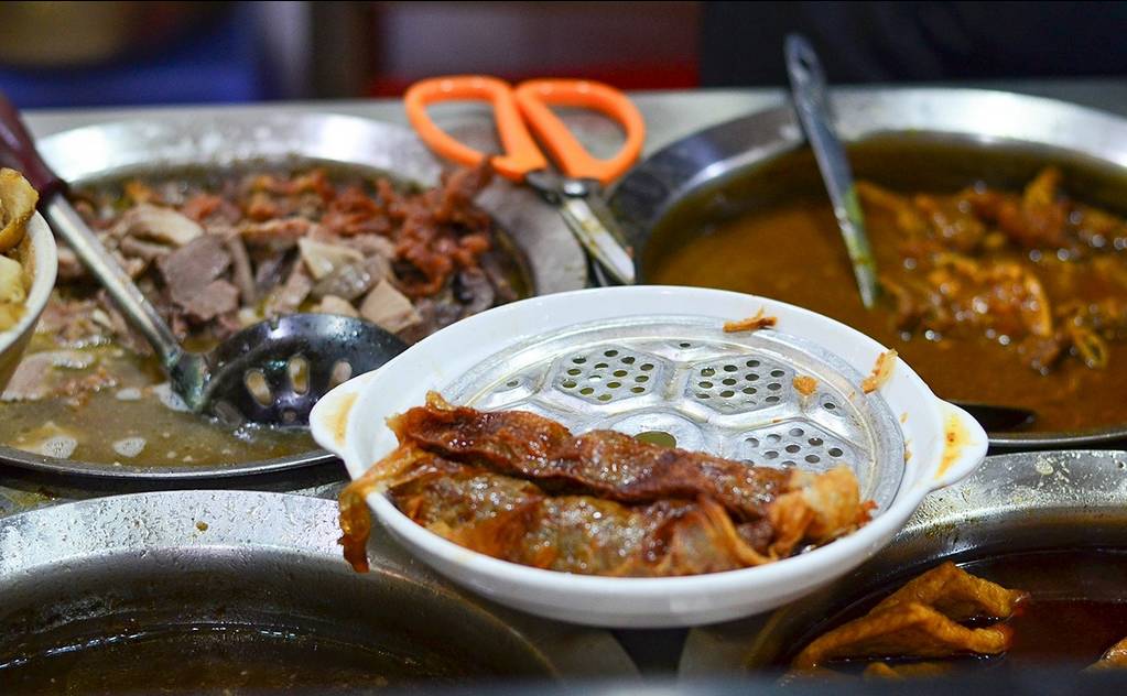 小巷獨特風味，最新牛肉美食店探秘