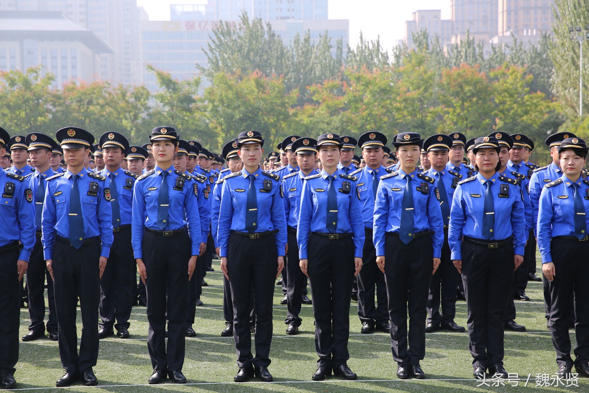 最新統一城管執法制服,科技融合時尚與功能,重塑城市管理新風貌