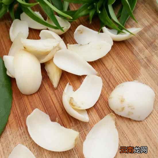 鮮百合價(jià)格走勢(shì)，市場(chǎng)變遷與獨(dú)特地位的體現(xiàn)