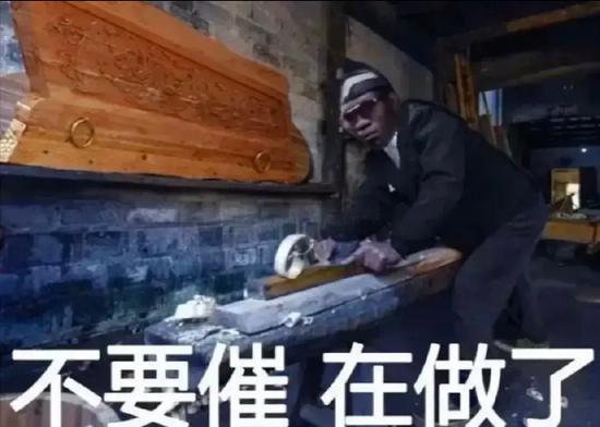 最新棺材新聞，小巷深處的特色小店，棺材藝術(shù)煥發(fā)新生命