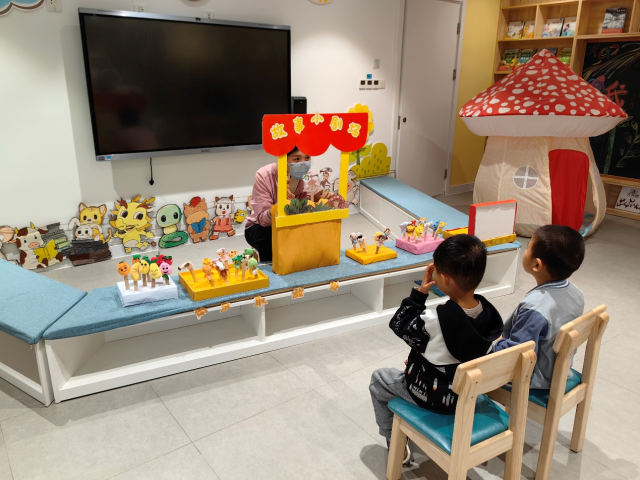 小雄的故事最新章節(jié)，友情之光與日常色彩的絢爛之旅