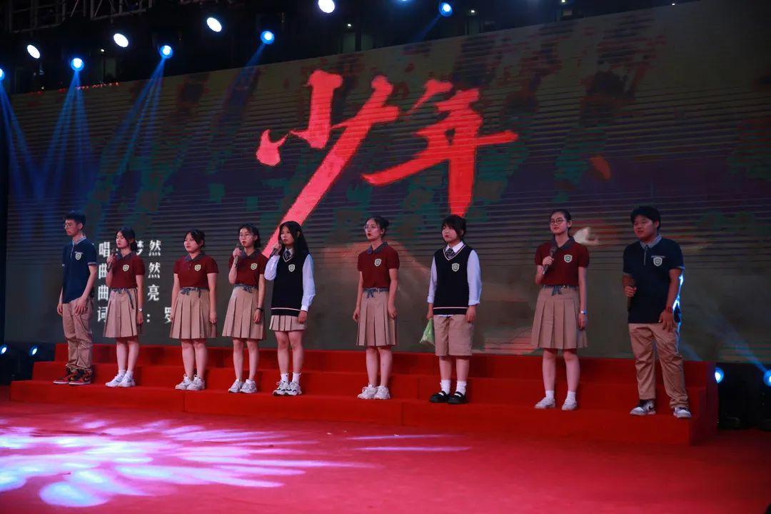 探尋神秘仙境的現(xiàn)代傳奇，蜀山新篇