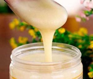 不合格蜂蜜事件曝光，自然美景背后的警示之旅