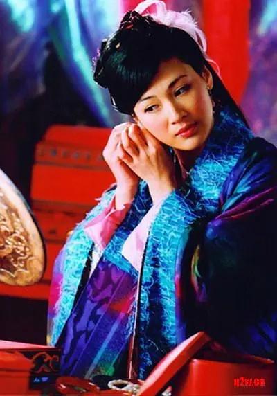 與君初相識(shí)，免費(fèi)觀看，領(lǐng)略別樣情感世界之旅