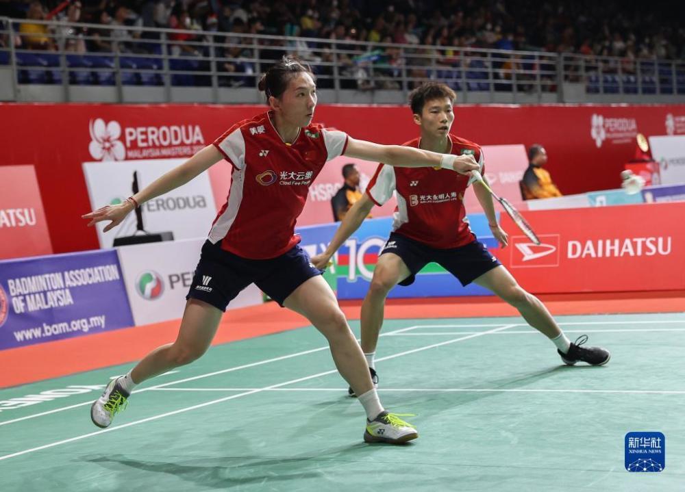 羽毛球混雙比賽，詳細步驟指南與戰術探討