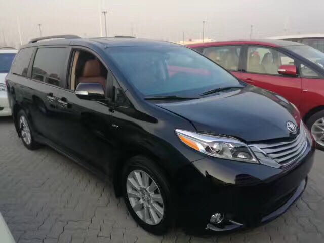 2017款塞納新車,啟程溫馨之旅