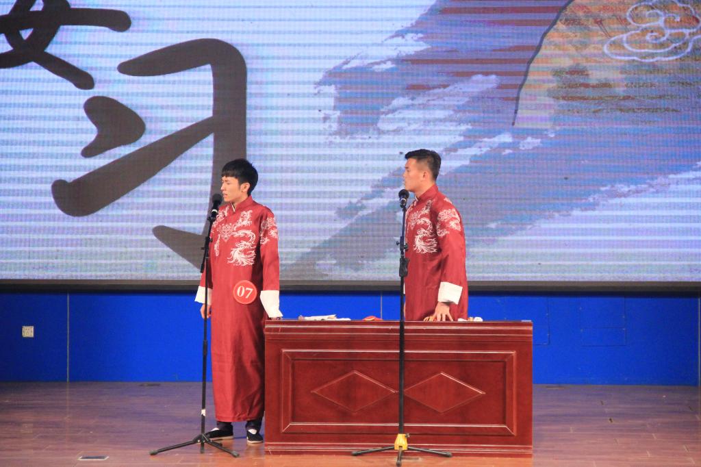 相聲比賽,傳統(tǒng)藝術(shù)的璀璨舞臺,展現(xiàn)幽默魅力的競技場