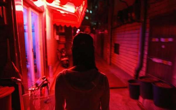 避免涉黃問題，正能量文章標題，通海地區健康生活方式與自我成長的力量。