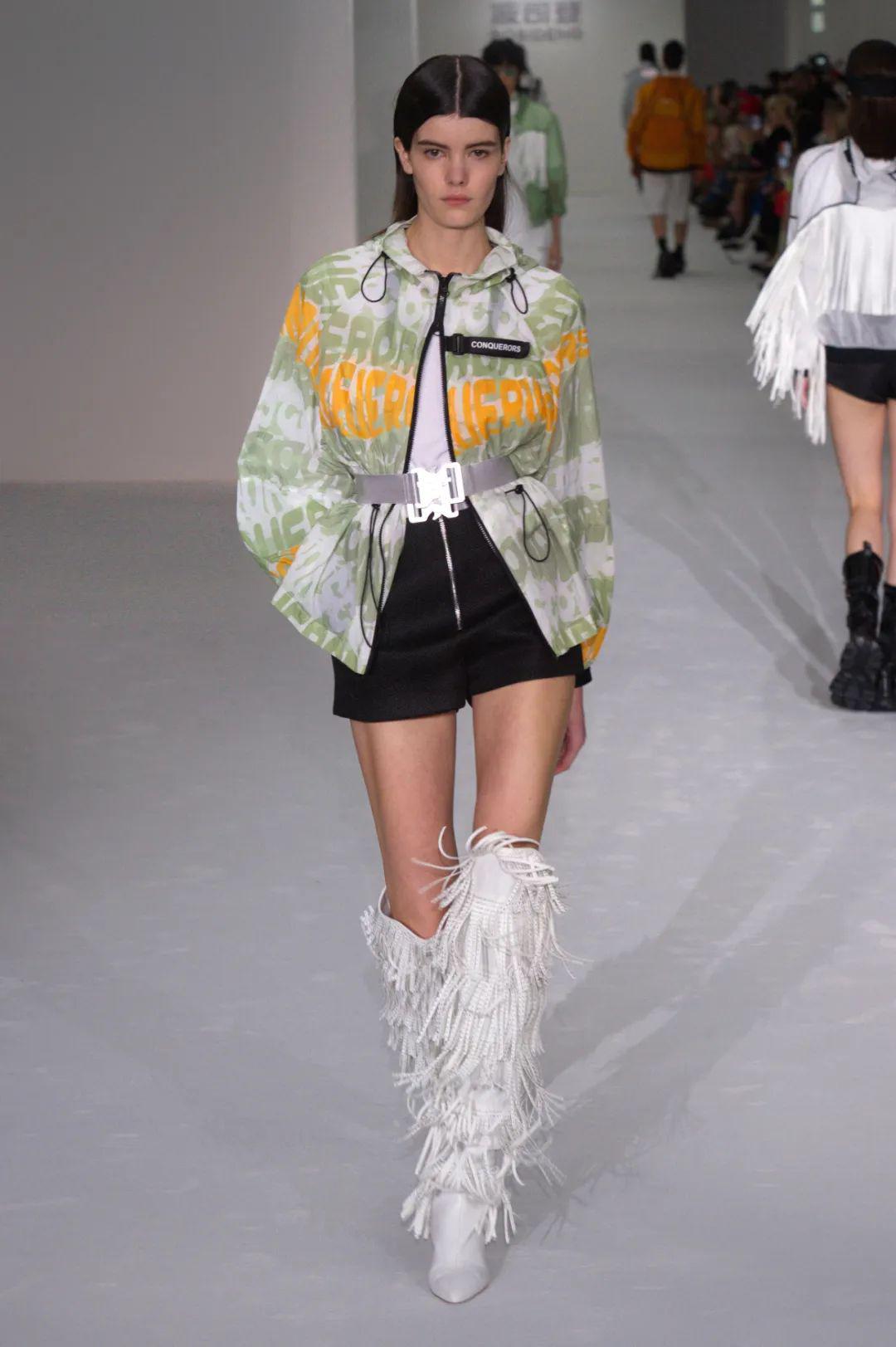 最新春夏季時尚新品潮流發布，時尚輪回與演繹的魅力