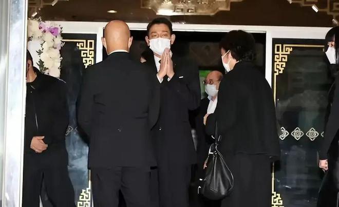 劉向蕙最新時尚照片,展現潮流魅力與個人風采